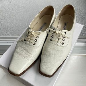 Manolo Blahnik MITIADE lace-up flats